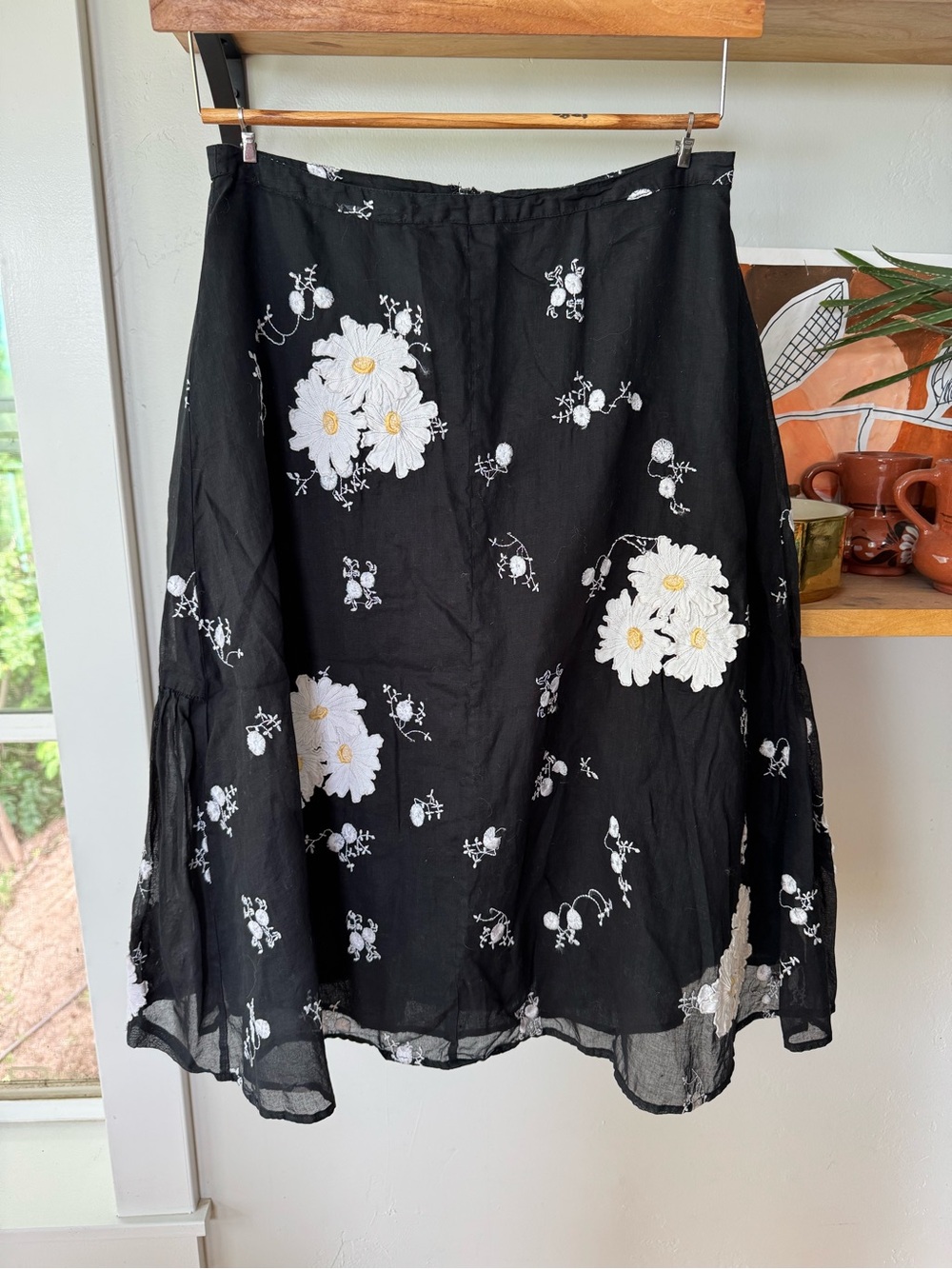 Vintage 90s Y2K Persaman Black Midi Skirt with White Daisy Embroidery Sz 10 - Picture 1 of 9